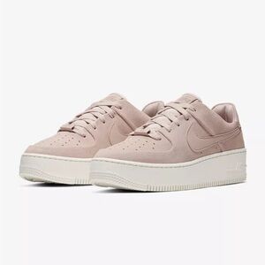 Nike Air Force 1 Sage Low suede